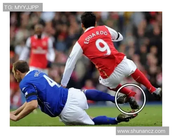 几乎无伤病困扰的足球巨星们：他们如何保持身体健康与竞技状态