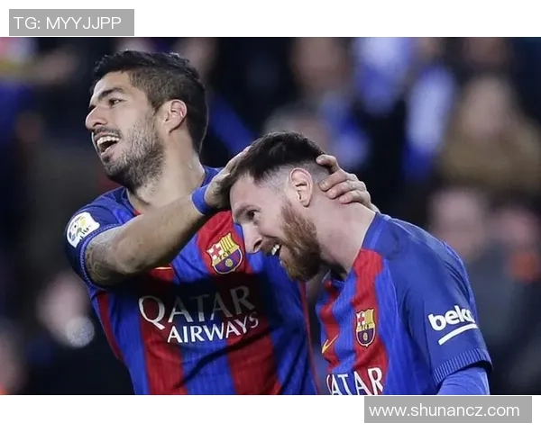 足坛最强合影：历史上那些令人惊叹的足球巨星同框瞬间